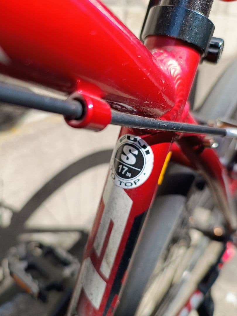 FUJIフジ クロスバイク Sparrowスパロウ　レッド　アルミフレーム