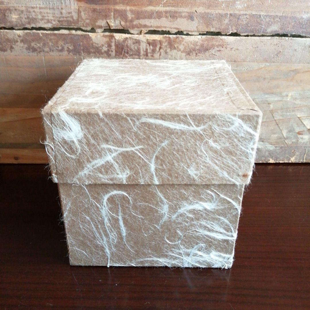 待田和宏　青白磁香合　8cm