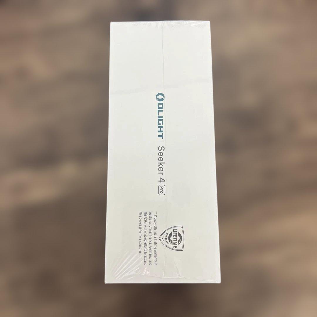 261255OLIGHT Seeker 4 Pro LEDライト