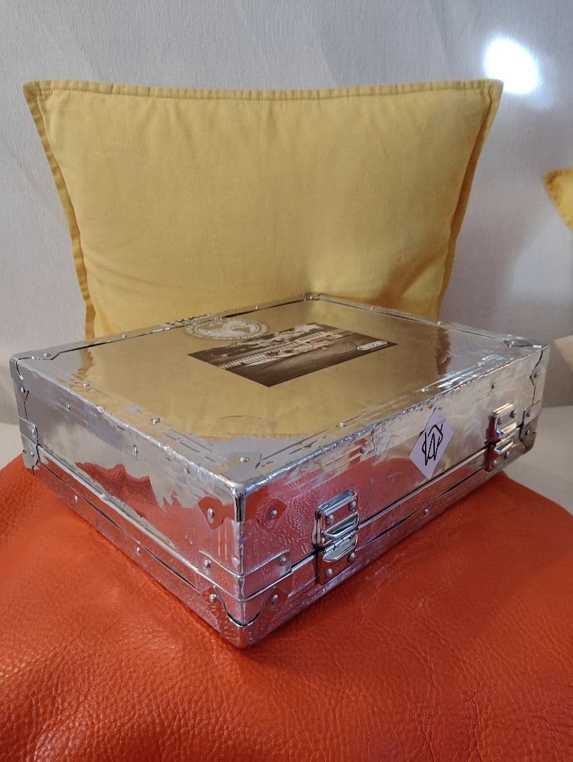 ハンドメイド　アタッシュケース　RIMOWAステッカー付き