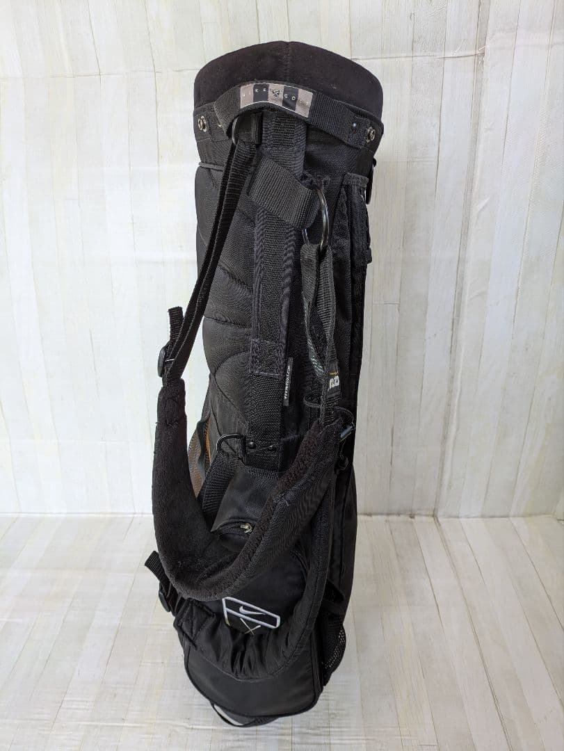 NIKE ゴルフキャディバック　スタンド付　ブラック