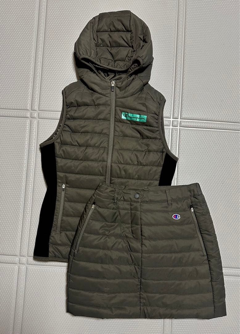 【美品】チャンピオン　ゴルフセットアップ　中綿ベスト　スカート