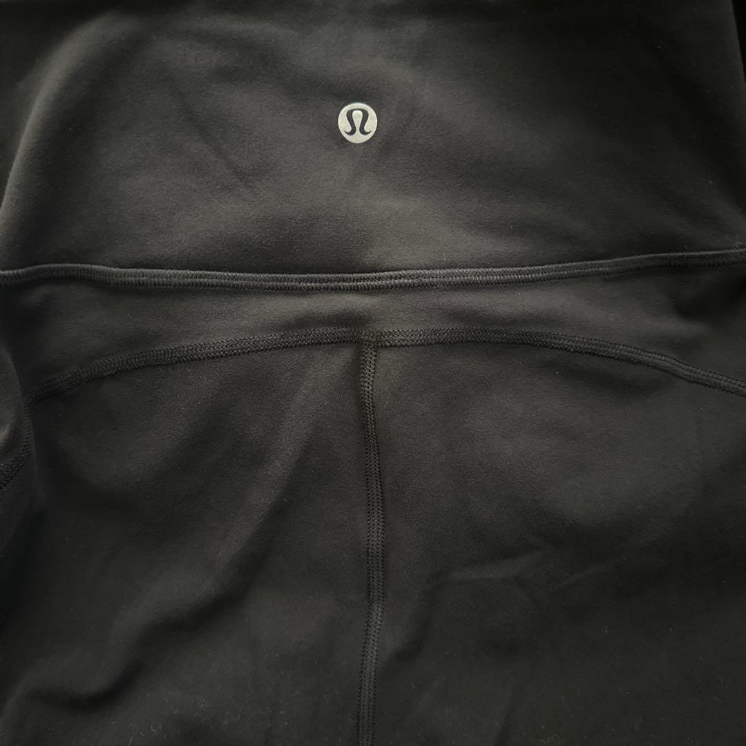 ルルレモン　フレアストレッチパンツ