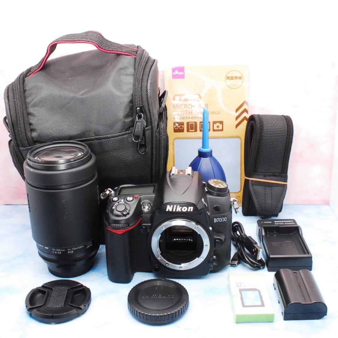 ニコン D7000☆バッグ付☆一眼レフカメラ☆300mm超望遠レンズセット