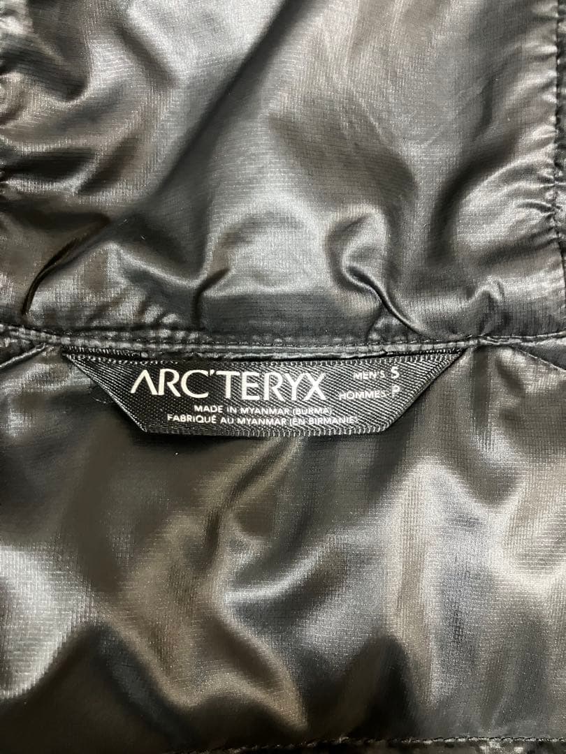 アークテリクス　ソリウムARフーディ　ブラックSサイズ