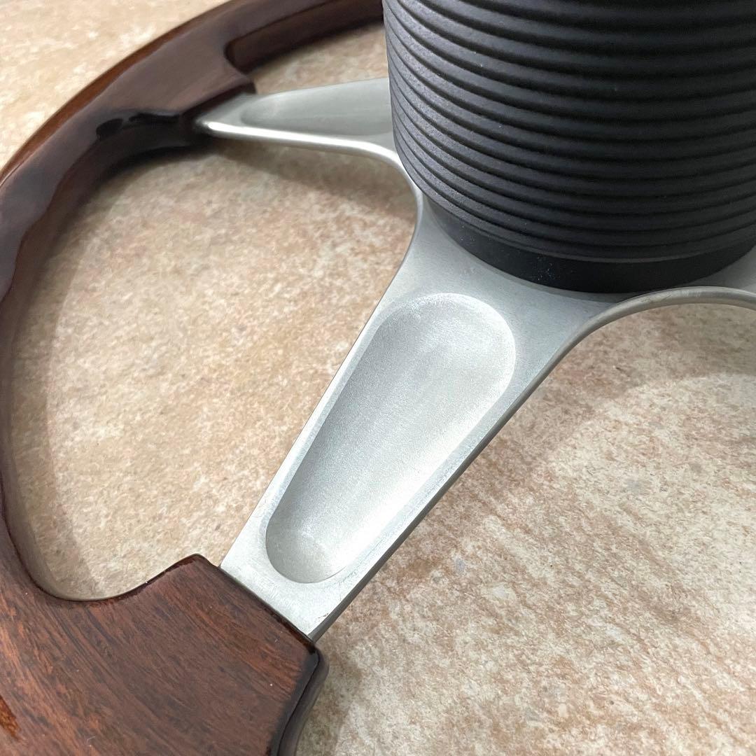 MOMO ウッドステアリング 37cm