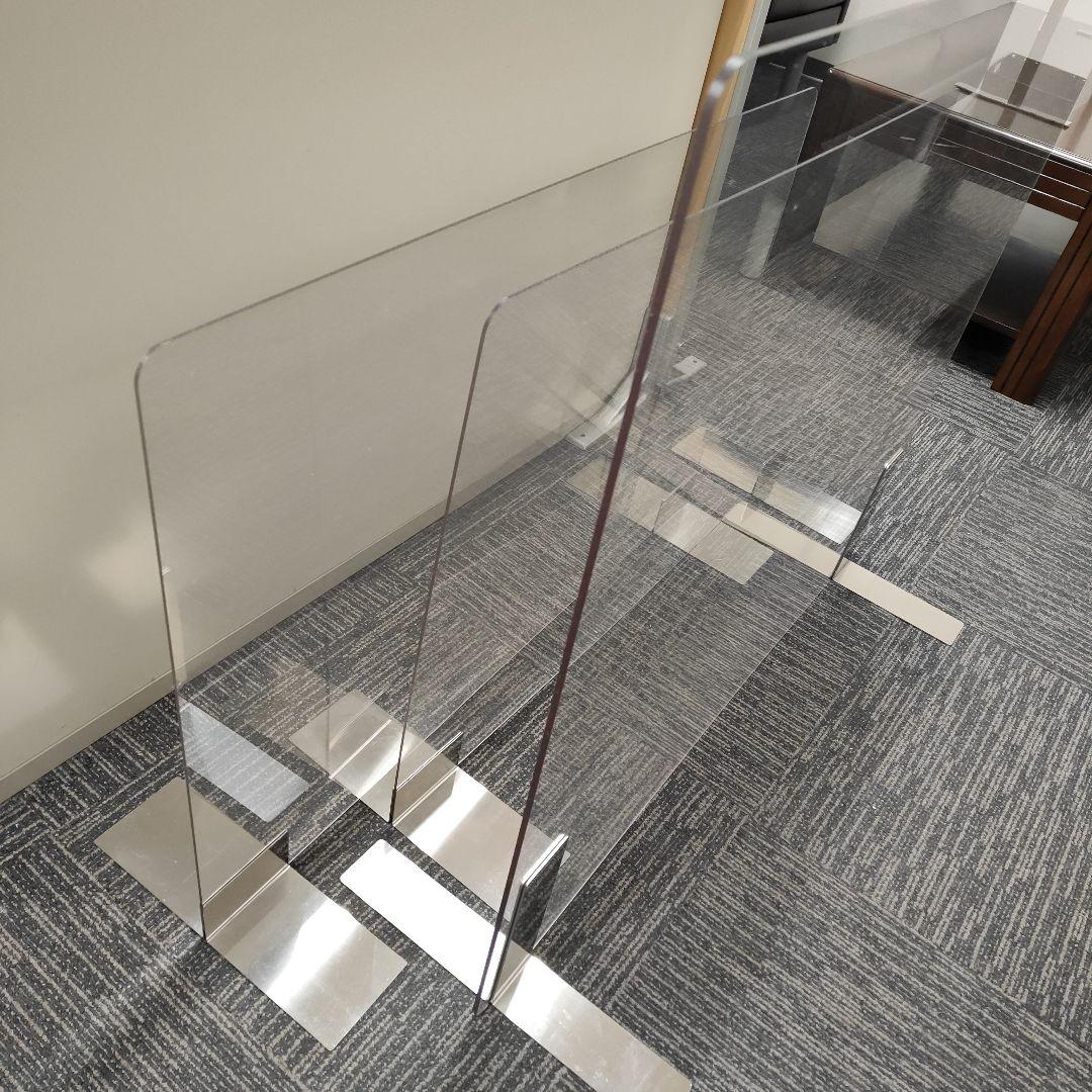 アクリル製オフィスパーテーション80✕90cm１枚、60✕90cm２枚