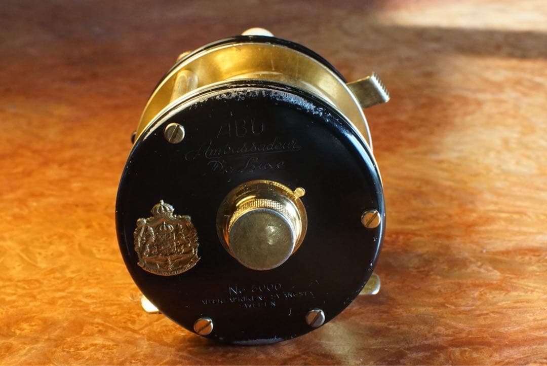 ABU アンバサダー 5000 デラックス メンテ済 フレーム修正済