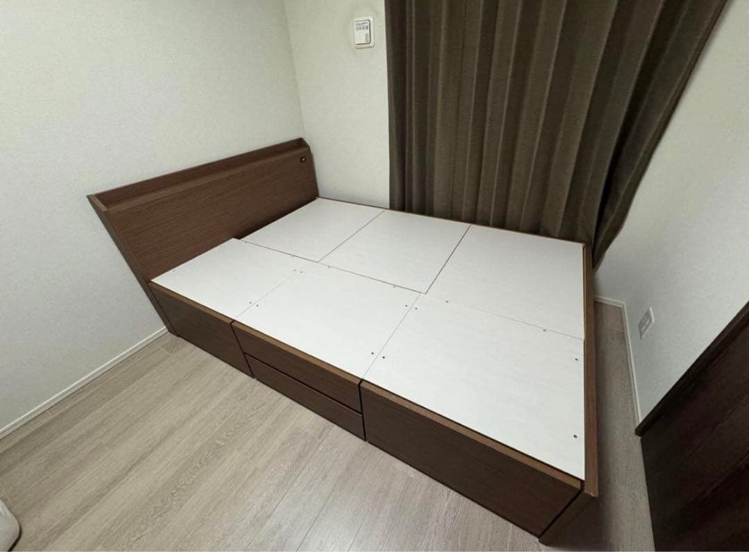 ダブルベッドフレーム 収納付き コンセント