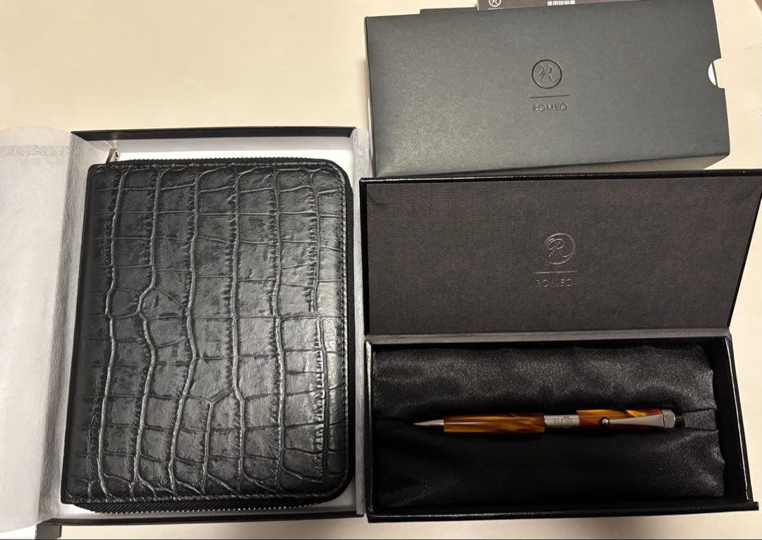 ロメオNo.3細軸イタリアンアンバー、クロコ型押しコレクションペンケース