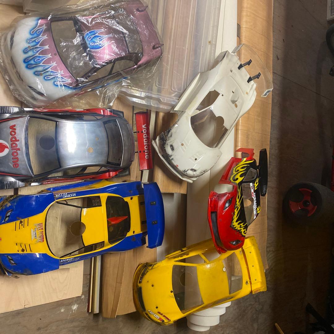 エンジンラジコンカー　　外装