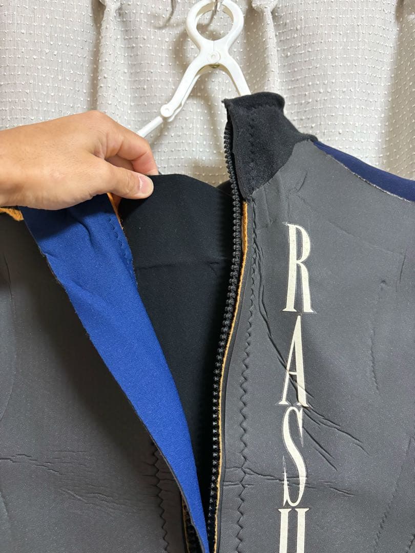 RUSH(ラッシュ)5×3mm セミドライ メンズLサイズ