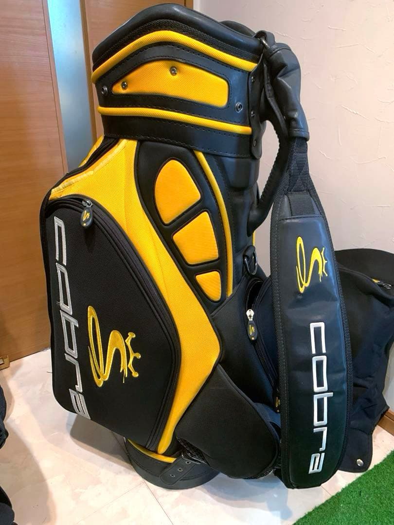 コブラ　COBRA キャディバッグ　３点式　ツアースタッフ