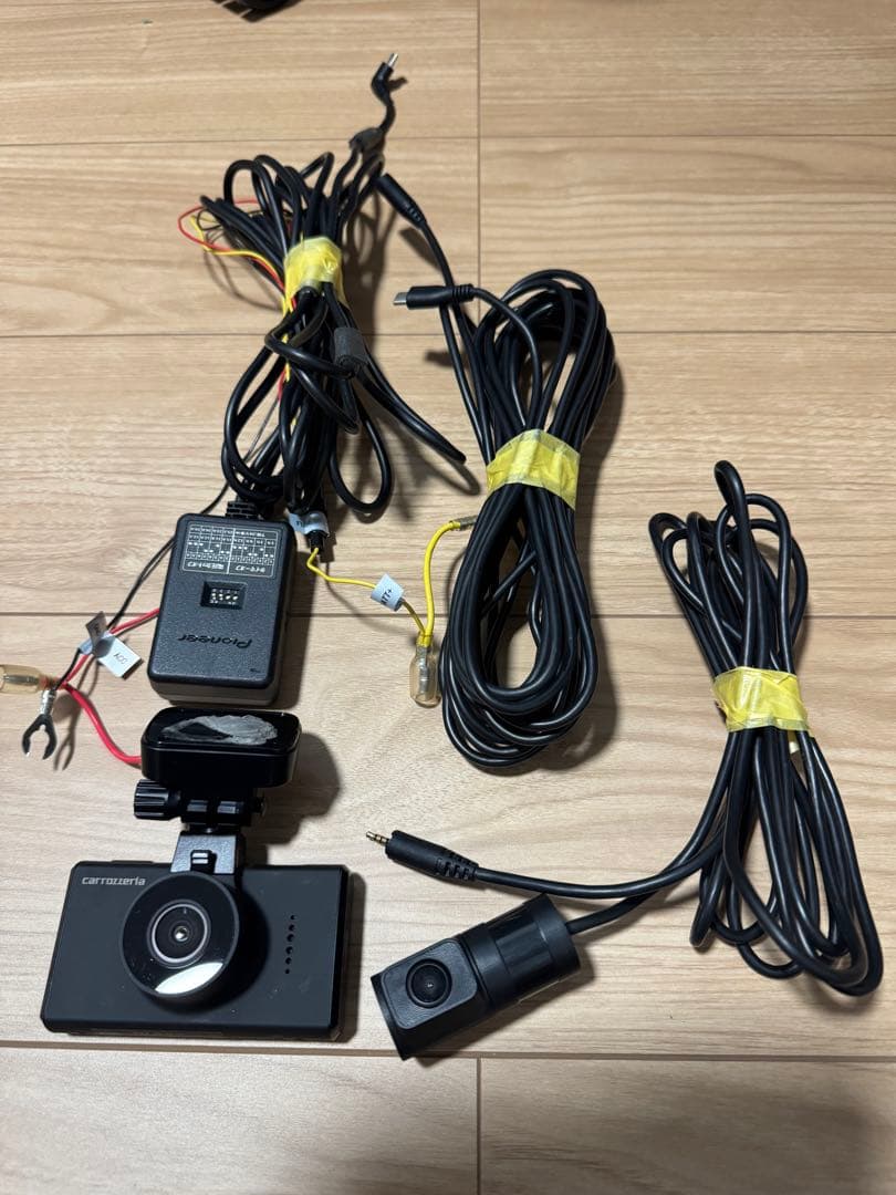 carrozzeria VREC-DH300D ドライブレコーダー前後カメラ