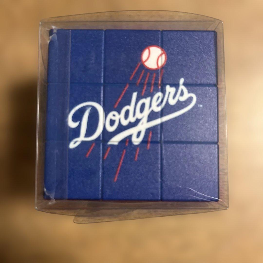 新品 MLB ロサンゼルス・ドジャース　ルービックキューブ