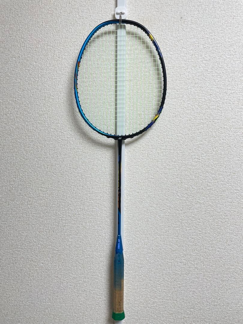 ヨネックスアストロクス77ブルー