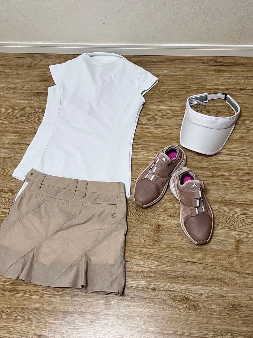 デサントゴルフ 5点セット コーデ一式（ワンピース・スカート・シューズ他）