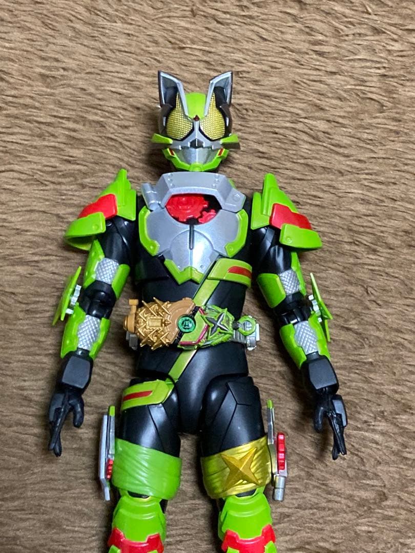 S.H.Figuarts 仮面ライダータイクーン　フィーバーニンジャ