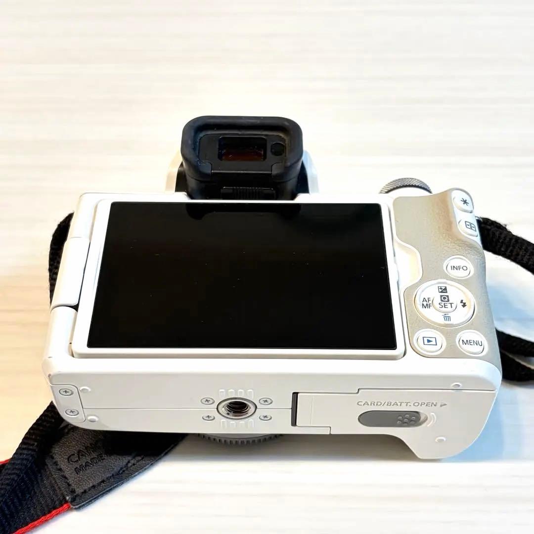 限定OFF【豪華一式】Canon EOS Kiss M レンズ3本＋アダプタ付