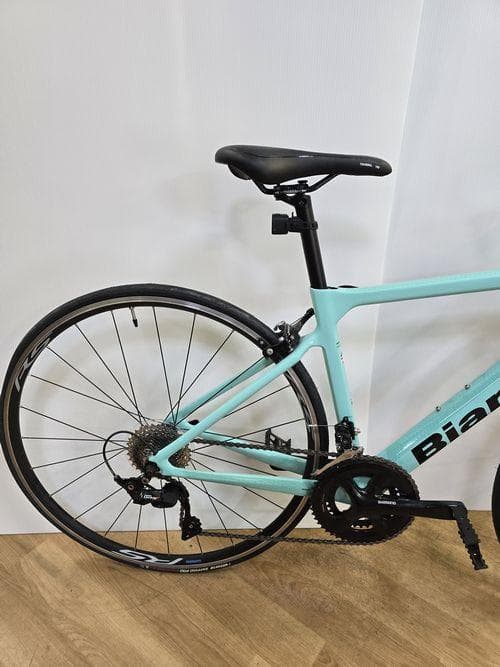 J・店 【中古品】 Bianchi ビアンキロードバイク25インチスタンド付