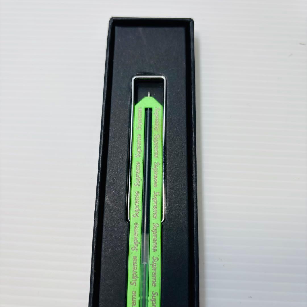 Supreme CWT Type C ペン Green