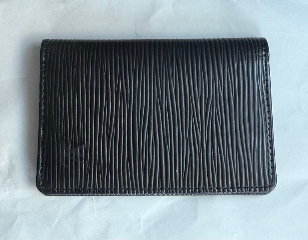 【未使用】ヴィトン　エピ　名刺入れ　Louis Vuitton