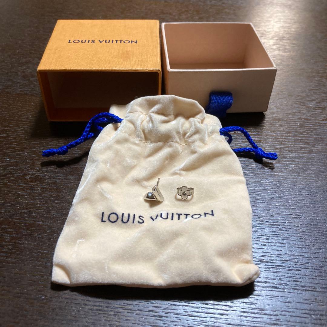 LOUIS VUITTON シルバー ピアス(片耳用)