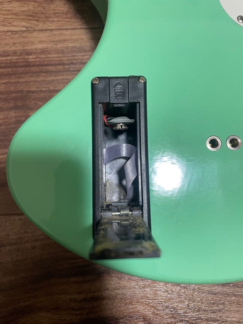 フェルナンデス ZO-3 ミントグリーン アンプ内蔵ギター