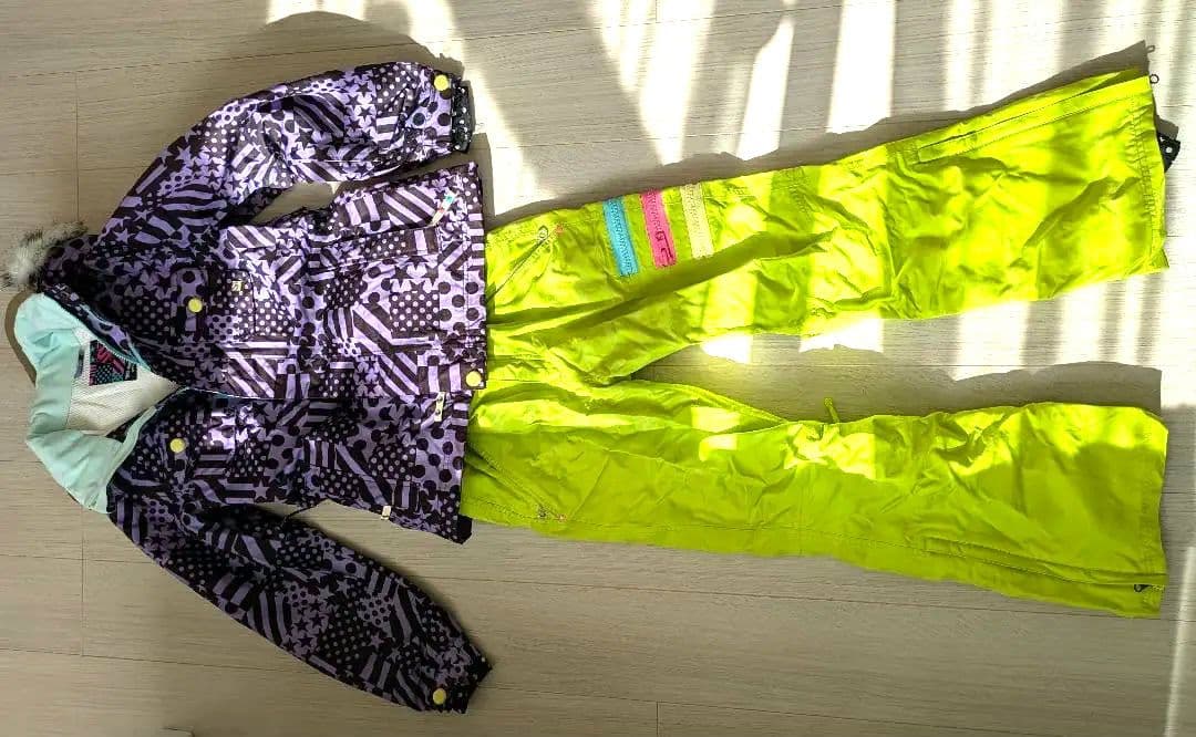 スノボ　ウェア　キッズ　レディース　紫黄色　ヘルメット　ゴーグル　手袋　インナー