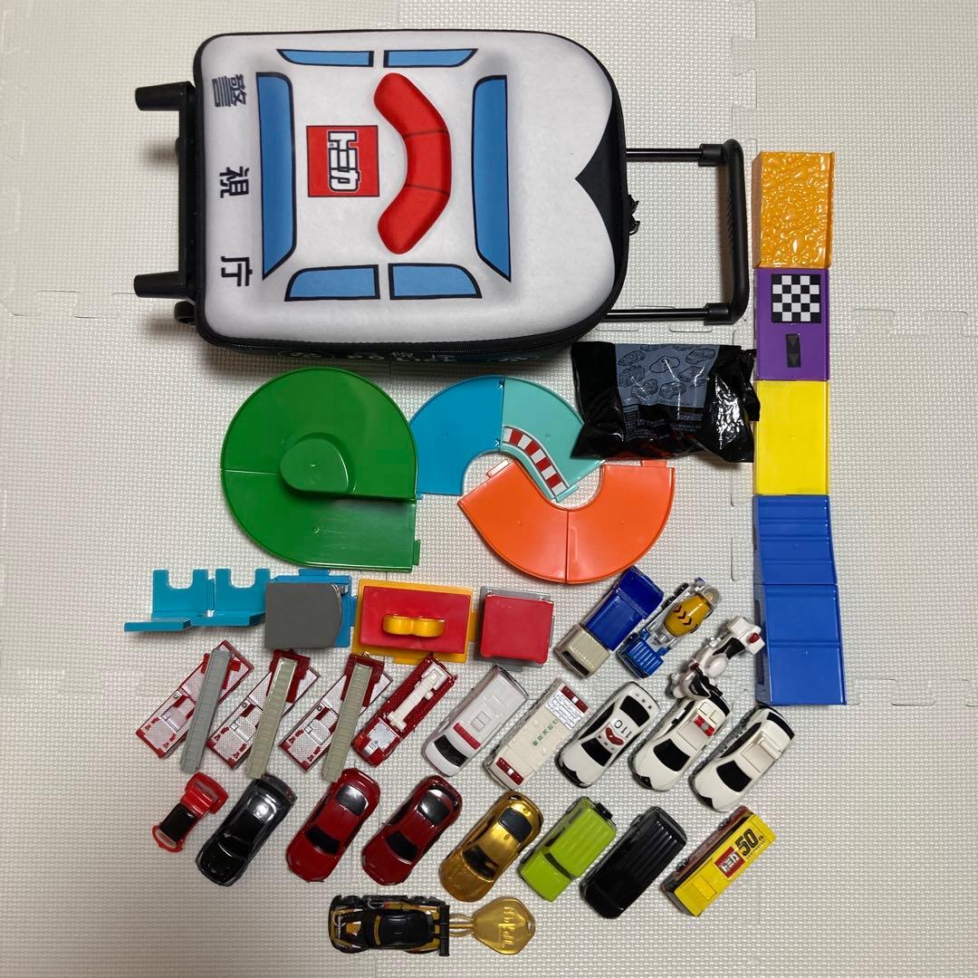 まとめ売り　ハッピーセット　トミカ　トミカコース　キャリーケース