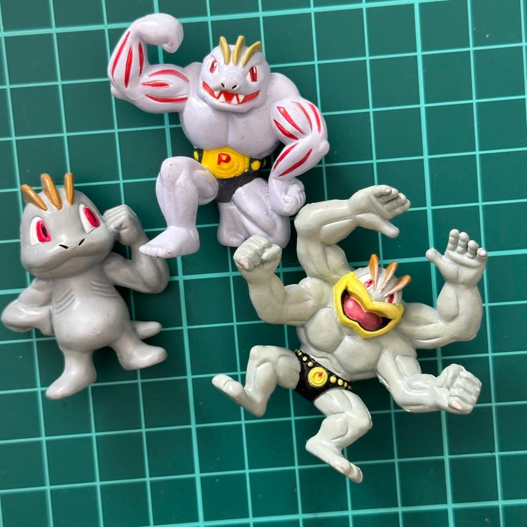 ポケットモンスター　モンコレ　カイリキー　ゴーリキー　ワンリキー　ポケモン