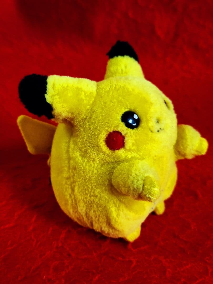 ポケットモンスター　ピカチュウ　ぬいぐるみ　レトロ　初期　ポケモン