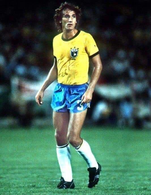 元ブラジル代表 オスカール氏のブラジリスFC(所有クラブ)サイン入ユニフォーム