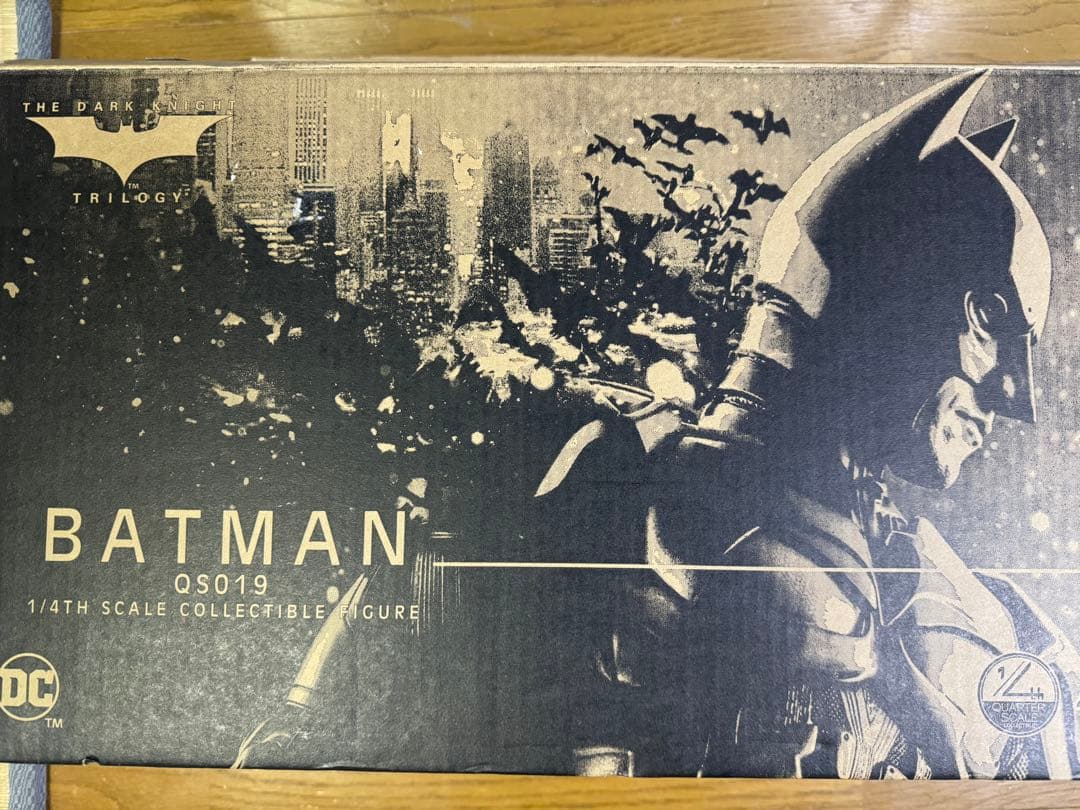 ホットトイズ 1/4 クォータースケール　トリロジー　バットマン　HOTTOYS