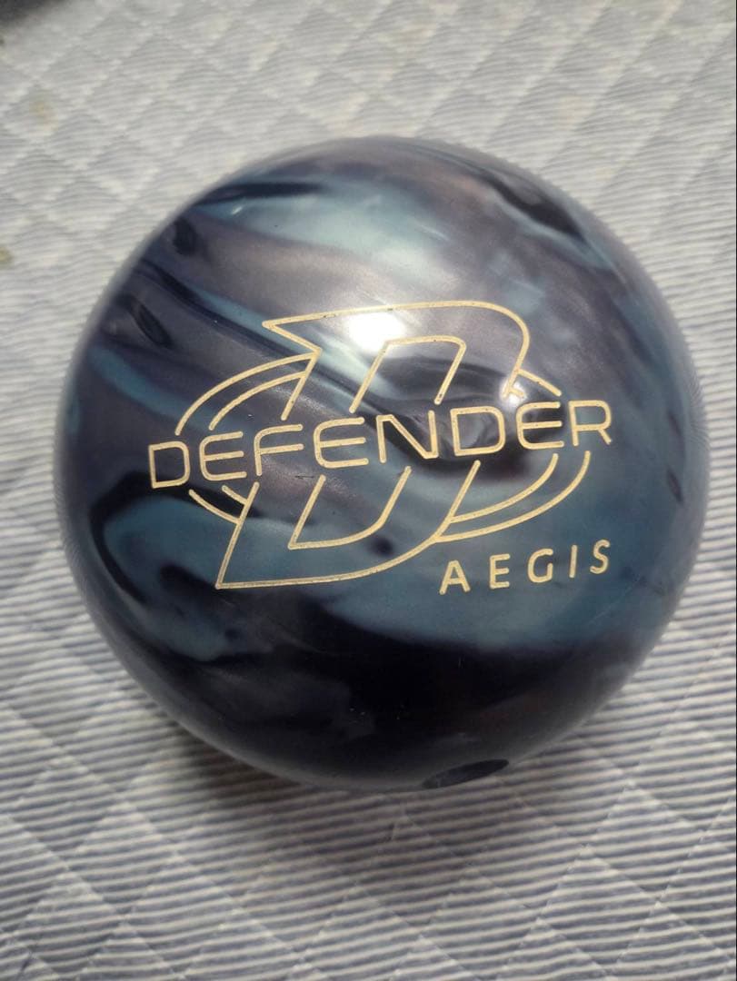 もこもこ　Defender Aegis ボウリングボール
