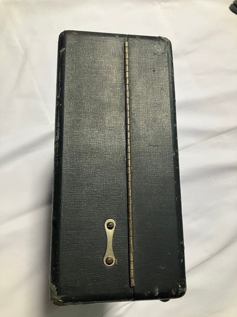 ヴィンテージ 蓄音器　稼動品　アンティークレコードオマケ付き