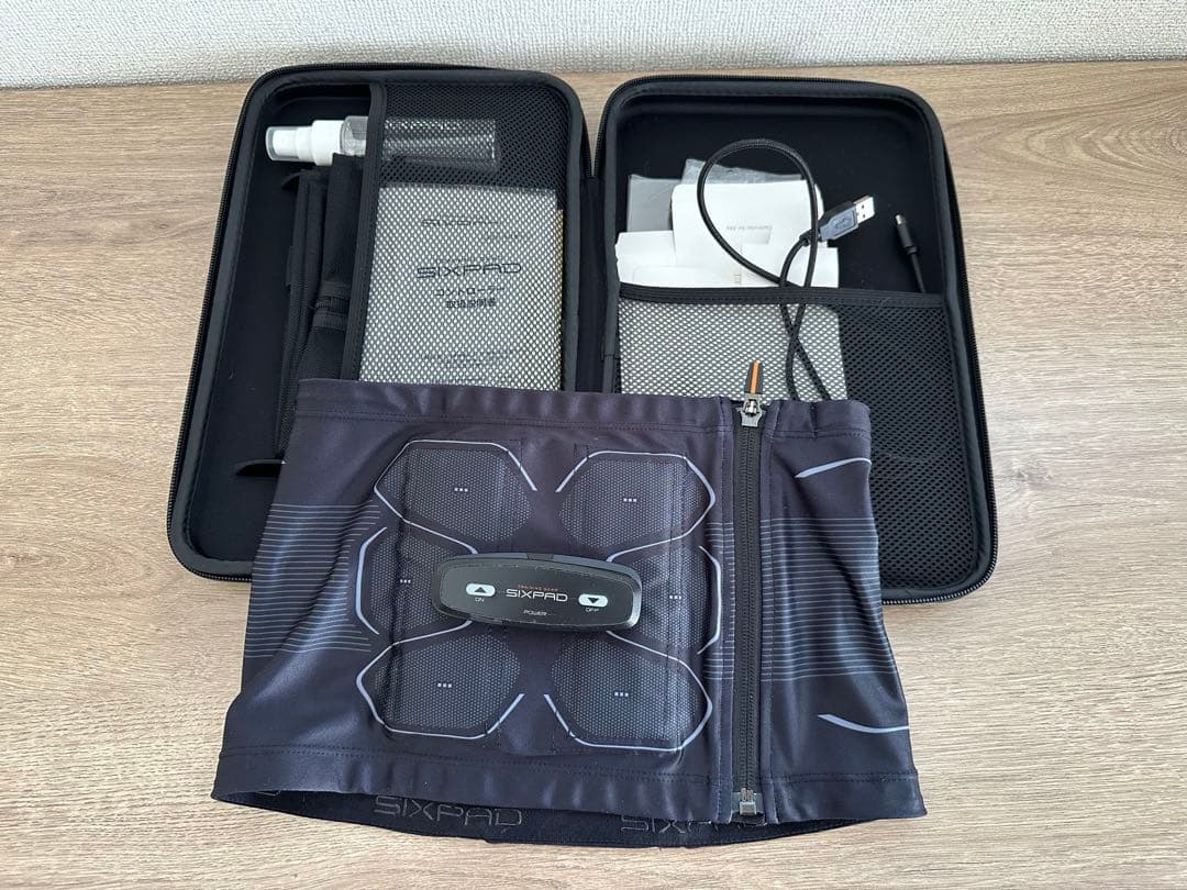 SIXPAD EMS シックスパッド パワースーツライト アブズ　M