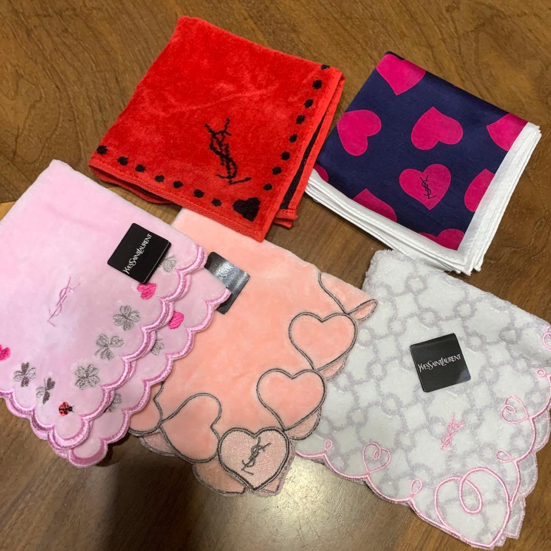 イヴ・サンローラン ハンカチセット　ハート柄
