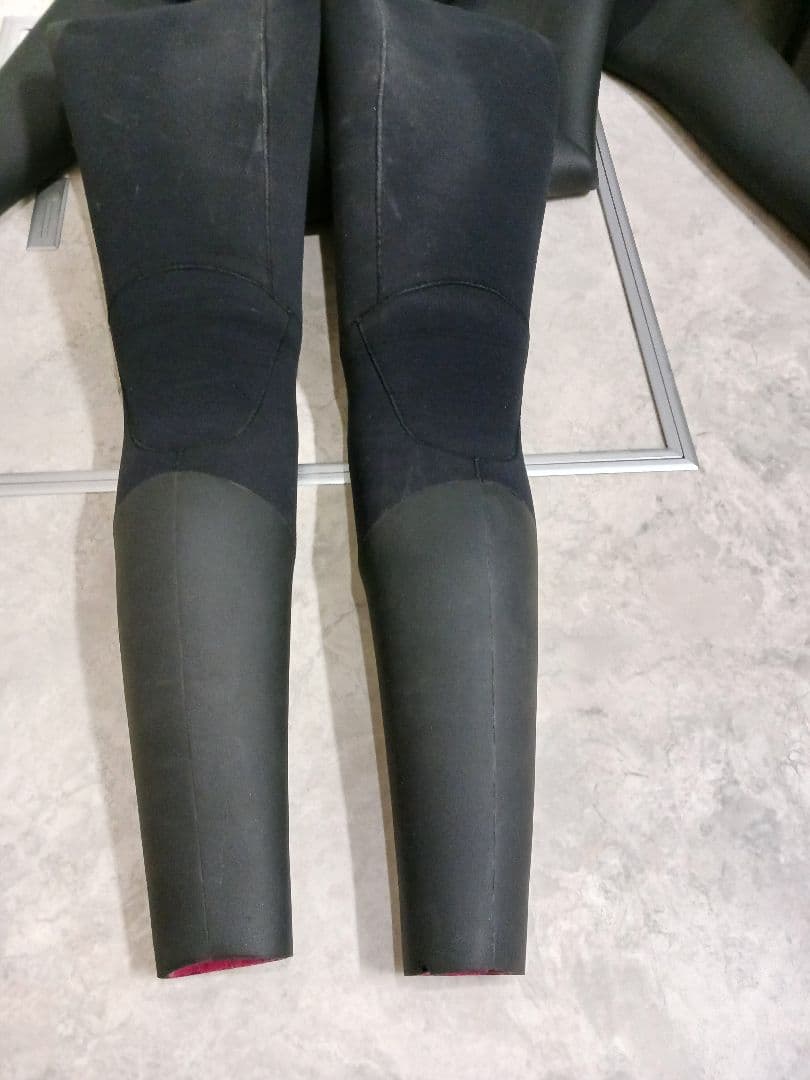 国産高品質　SHISEE セミドライ　ウェットスーツ