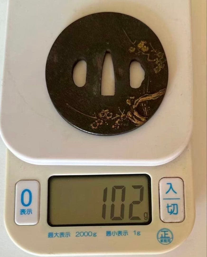 鍔 鉄地 象嵌 鐔　鉄地つば 梅の花 図 刀装具 古美術 時代物 X26E