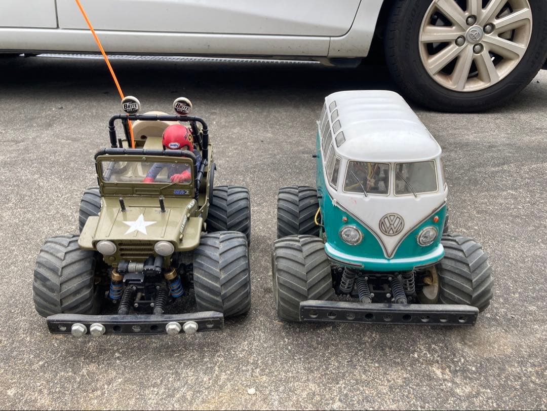 タミヤ　ホビーラジコン　WILD WILLY2とワーゲンバス