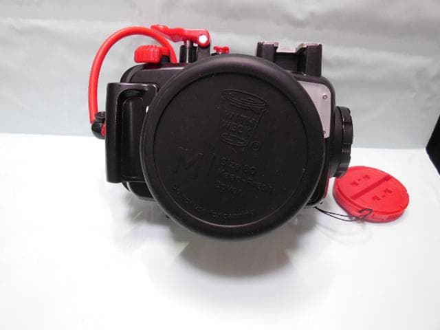 Olympus Tough TG-5デジタルカメラ・防水ケースセット