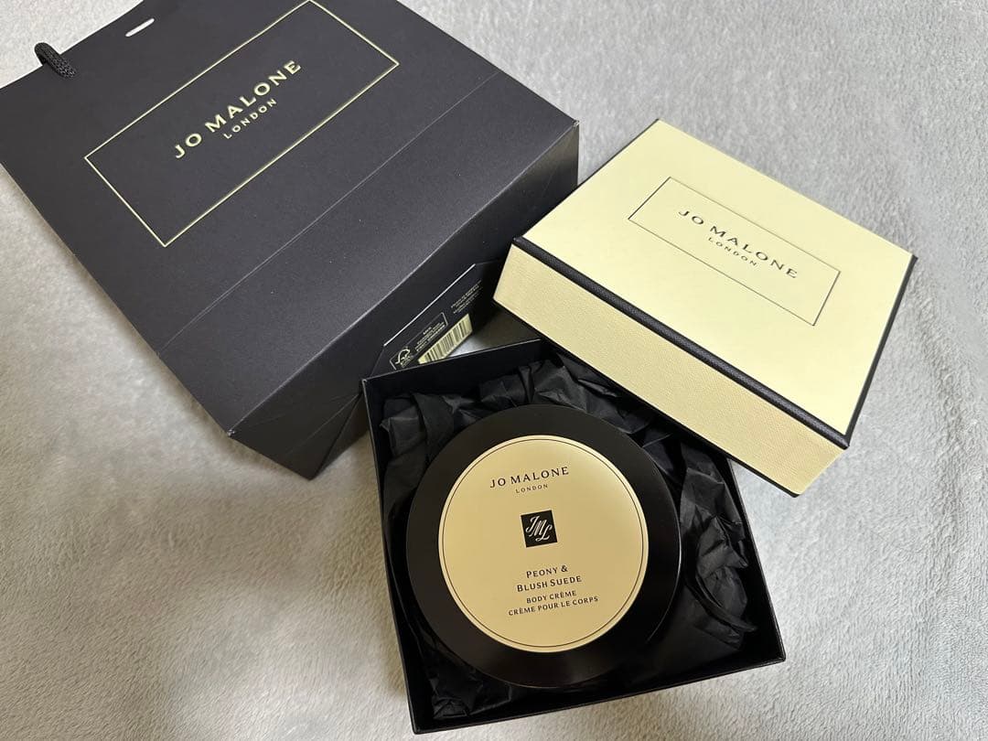 ピオニー ＆ ブラッシュ スエード ボディ クレーム　175ml