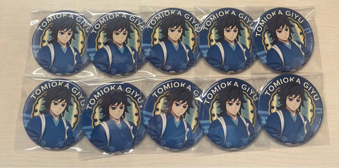 鬼滅の刃 セブンイレブン セブン 缶バッジ 冨岡義勇