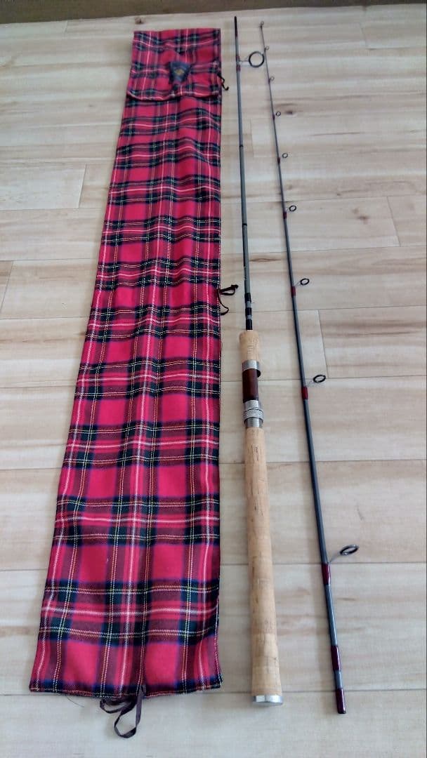 ザウルス　BORONトラウトスピン （TS82MHS）