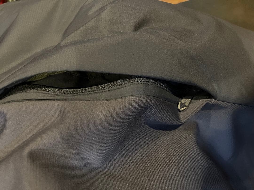 美品！タグ付き　ARC'TERYXAtomHoody XXL ブルゾン