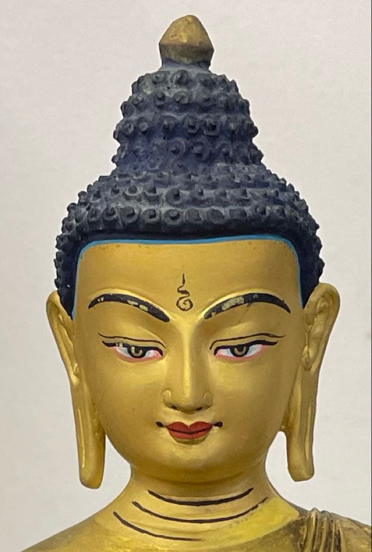 ネパール　釈迦牟尼坐像