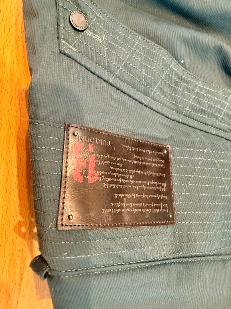 BURTON スノーボードウェア上下セットレディースSサイズ