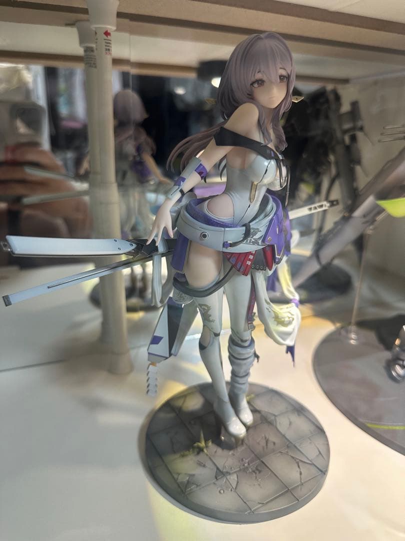 勝利の女神ニケ　ピルグリム紅蓮　1/7スケールフィギュア