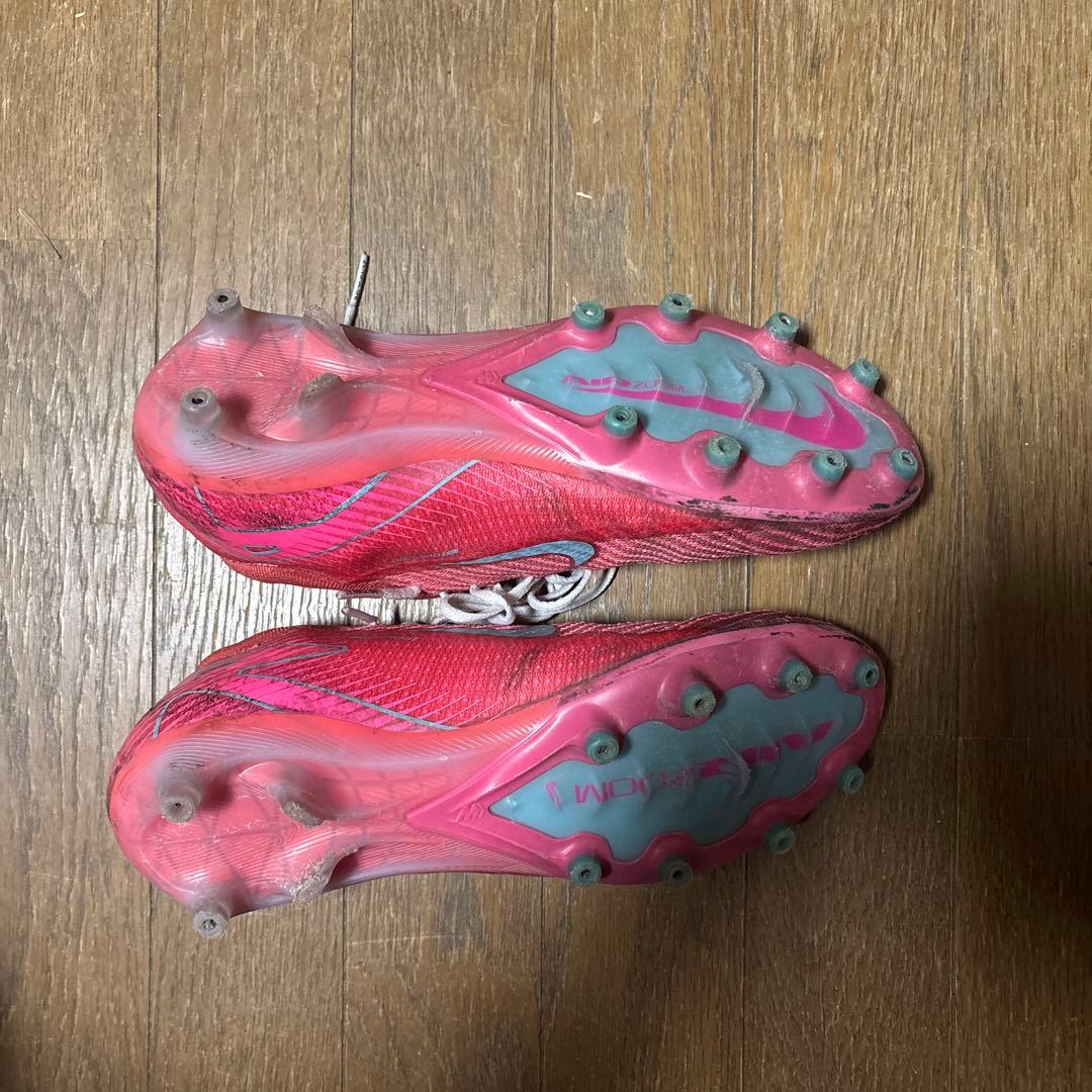 Nike サッカーシューズ ピンク スパイク